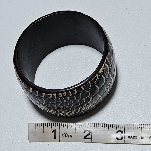 African Inspired Tribal Style Reptile Print Wide Bangle Bracelet Fashion Jewelry - Picture 4 of 4